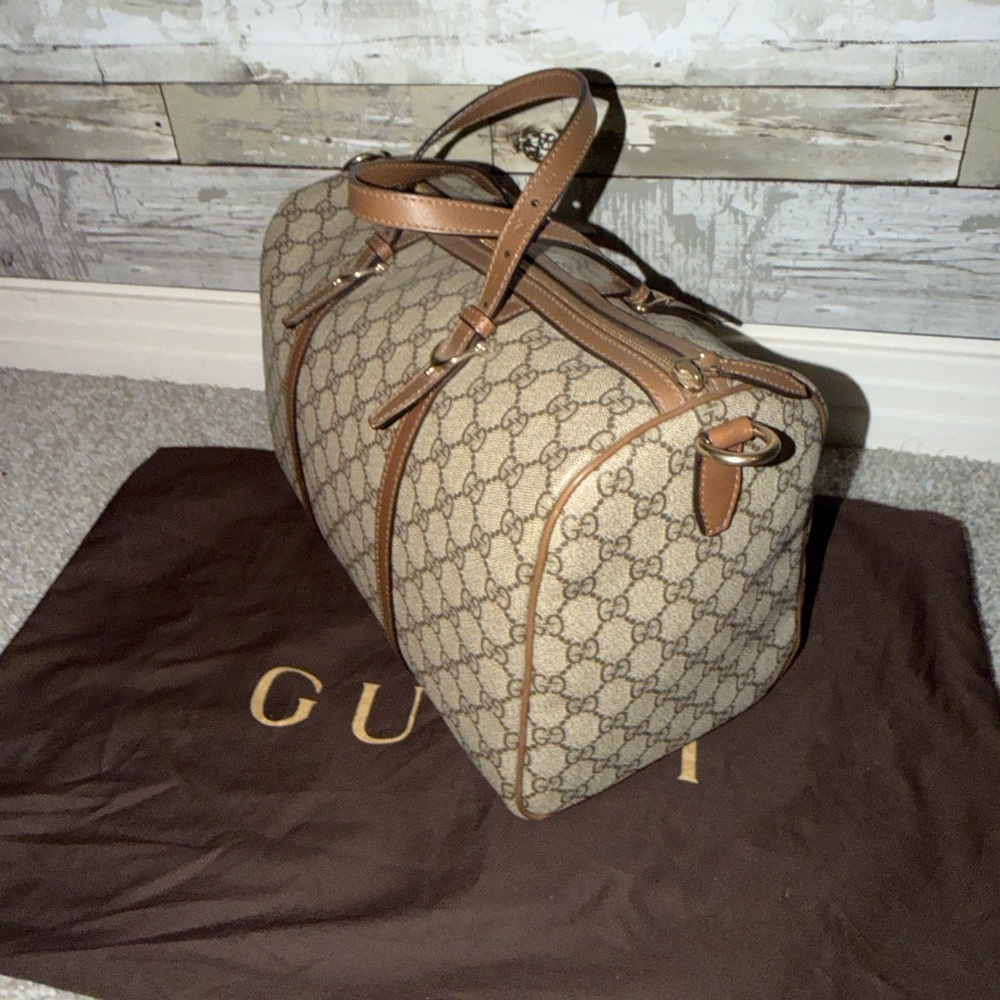 Gucci Tan and Brown Monogram Duffel Bag - Picture 3 of 8